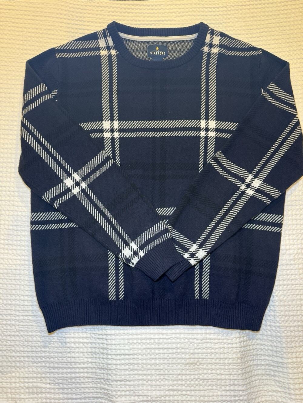 Stafford Men’s XL Navy Blue White Crewneck Sweater Regular Fit